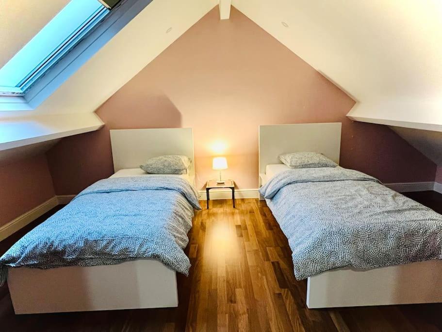 Peaceful Home Close To Airport With Parking Steenokkerzeel Bagian luar foto