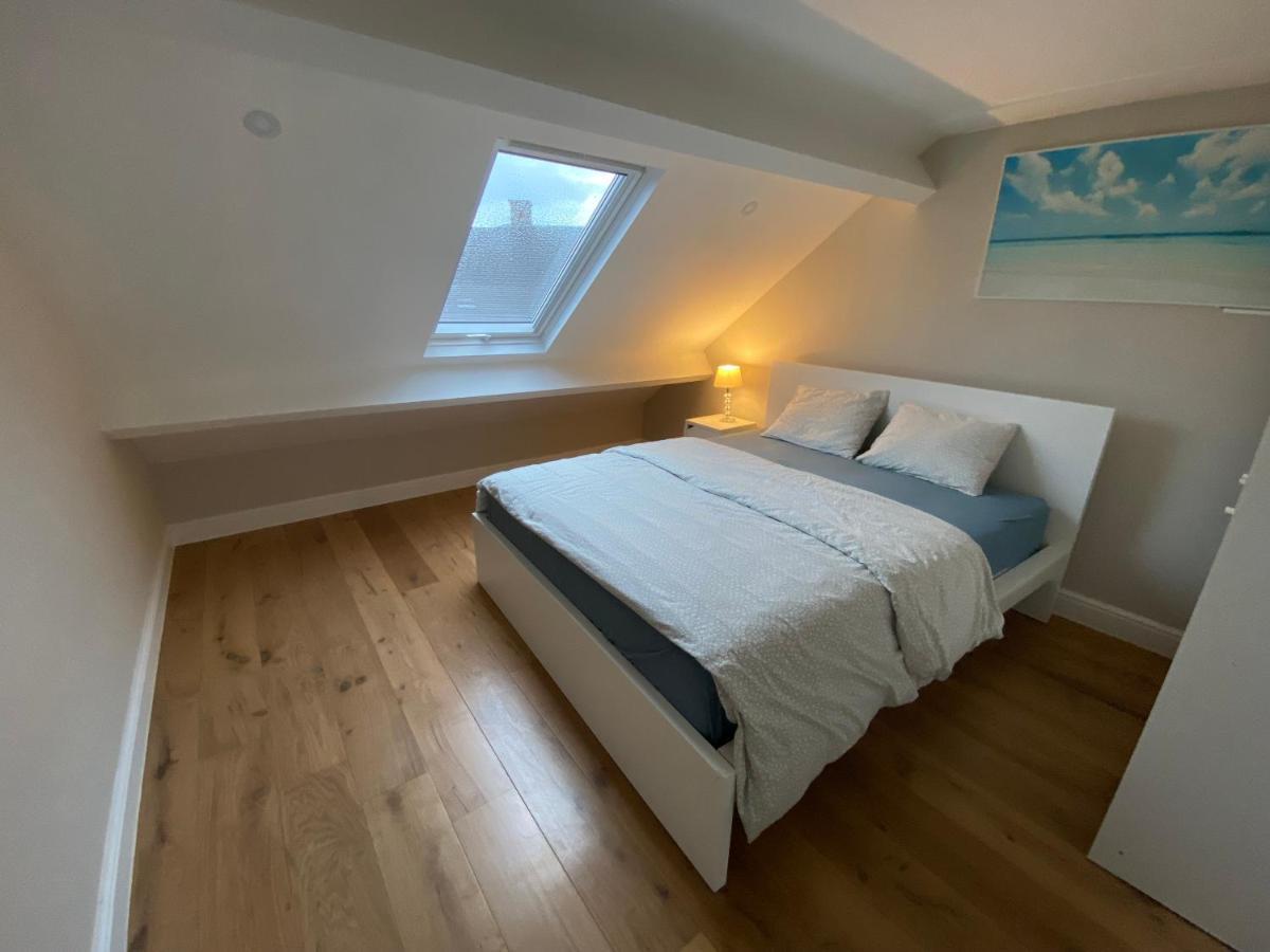 Peaceful Home Close To Airport With Parking Steenokkerzeel Bagian luar foto