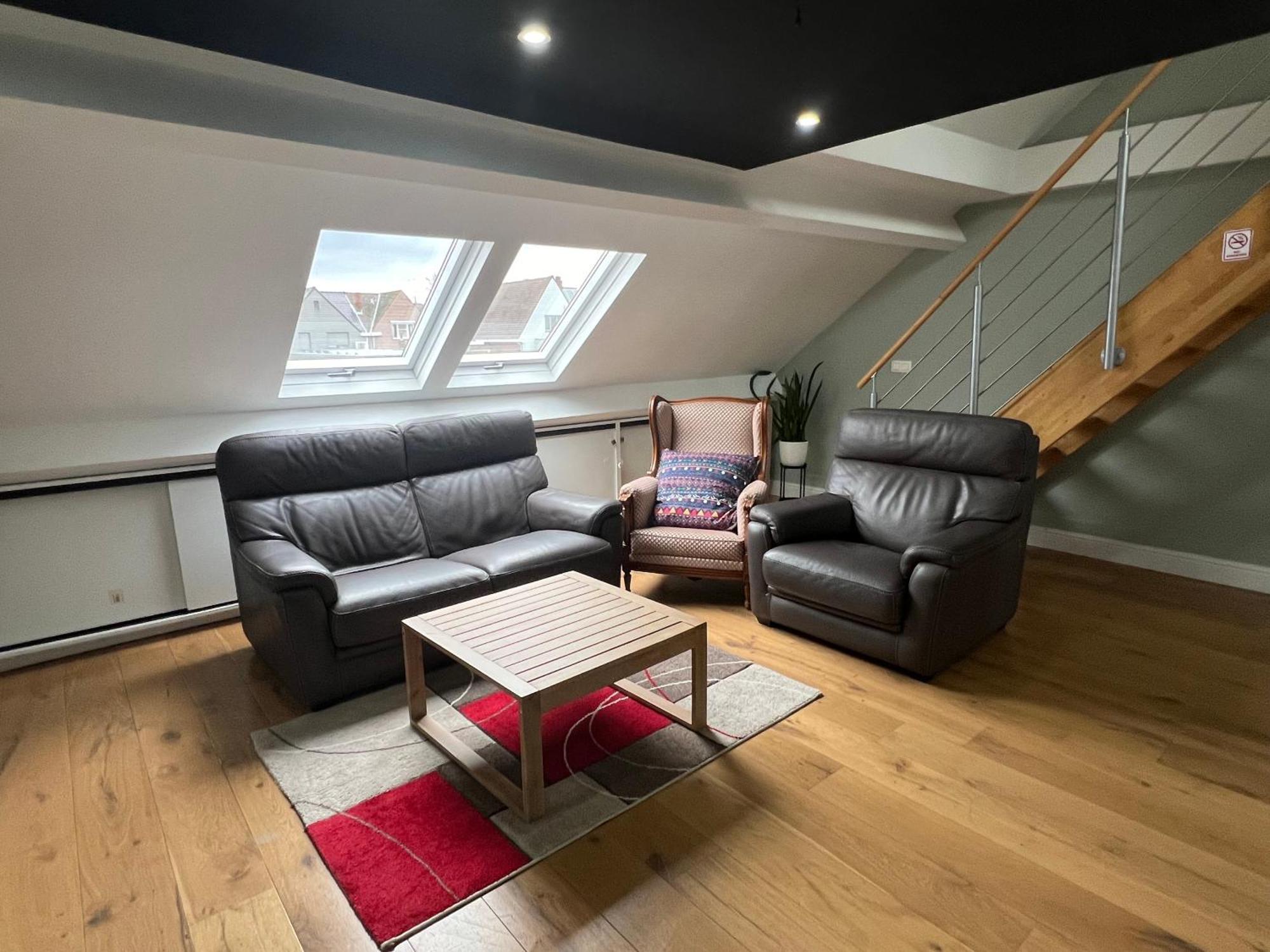 Peaceful Home Close To Airport With Parking Steenokkerzeel Bagian luar foto